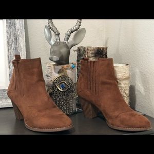 Boho Tan Boots (booties/shoes)